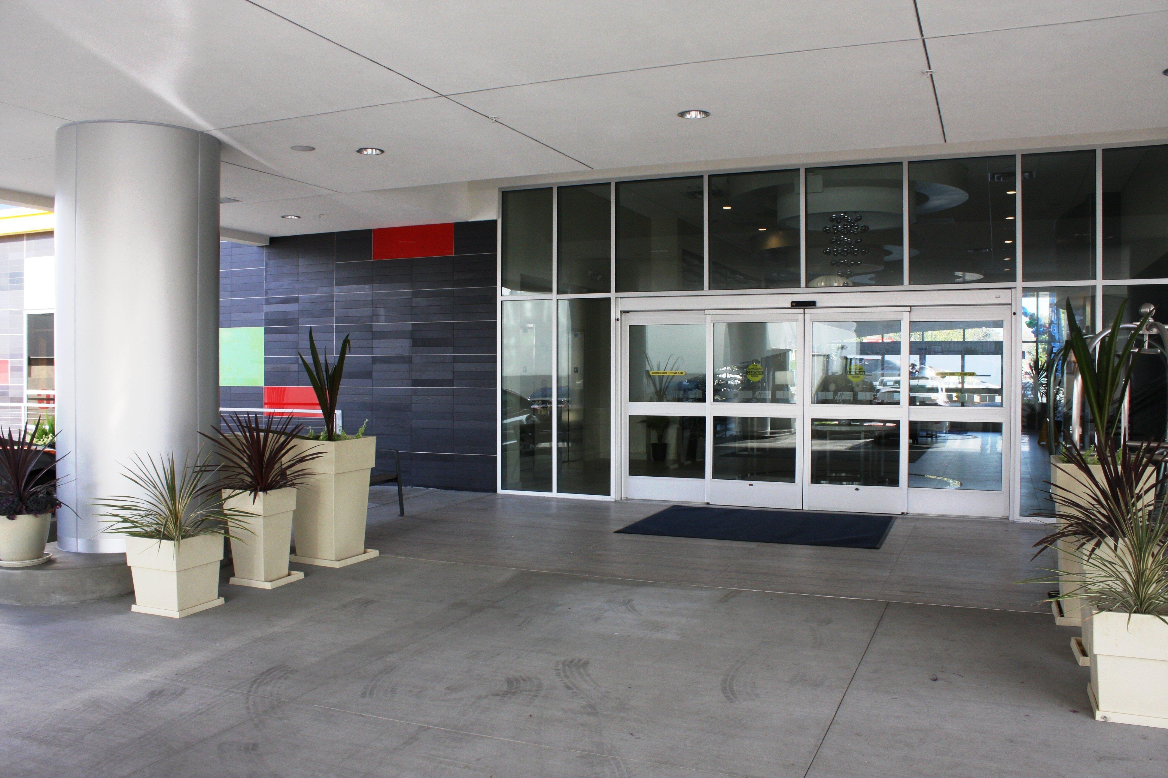 Holiday Inn Express North Hollywood - Burbank Area By Ihg Los Angeles Exterior photo
