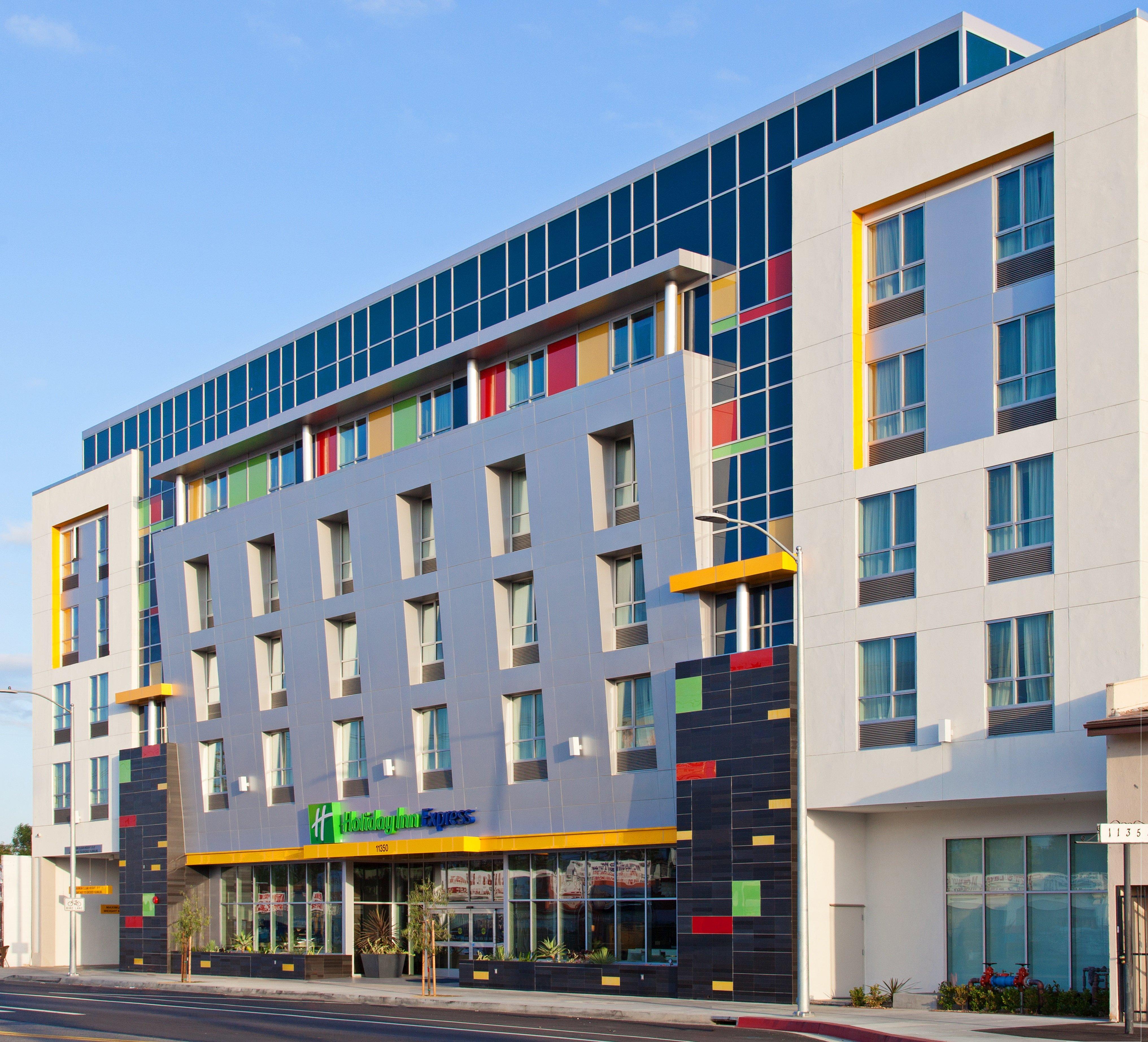 Holiday Inn Express North Hollywood - Burbank Area By Ihg Los Angeles Exterior photo